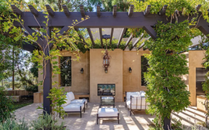 Real Estate Heaven REH FIGS Founders Spend $80 of Their Newfound Wealth on Brentwood Los Angeles Mansions Terrace